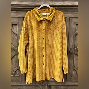 EUC Women’s Plus CROSSROADS WOMAN Mustard Yellow Velour Feel Blouse (3X)
